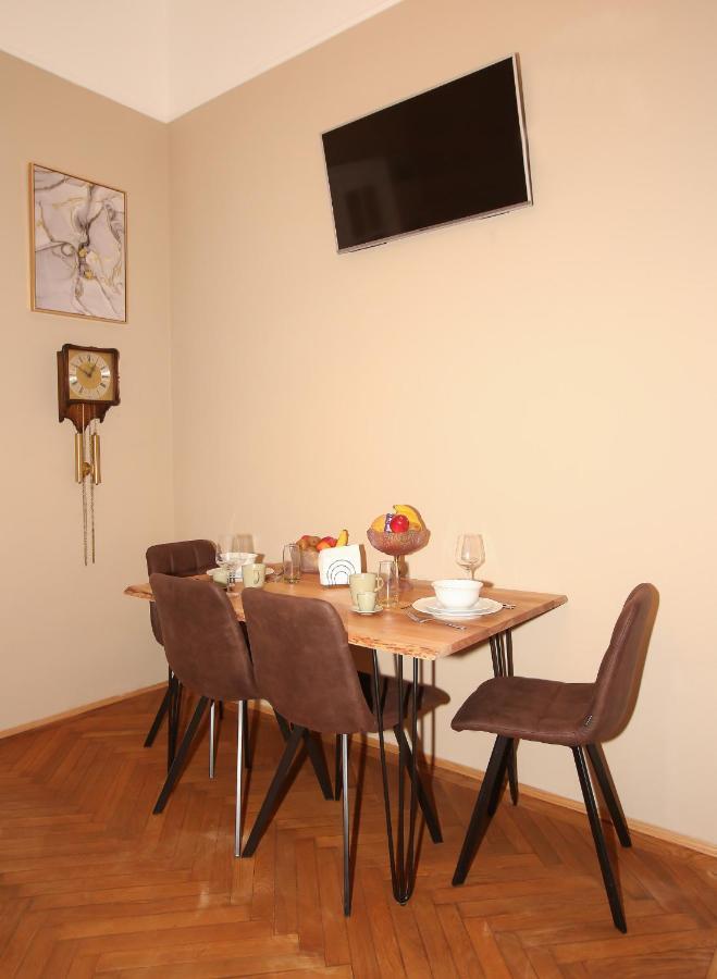 Apartments Vienna Opera Luaran gambar